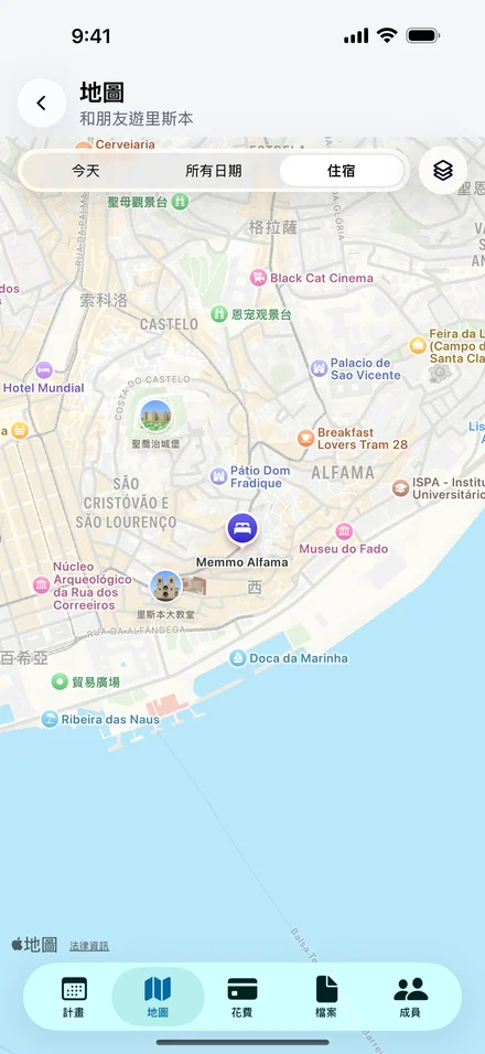 Jurni 里斯本地圖，標出行程的住宿和地點，包括 Memmo Alfama、聖喬治城堡和 Museu do Fado。